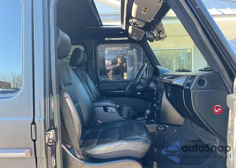 2003 Mercedes-Benz G 500 из США, поврежденный, VIN WDCYR49E83X136137